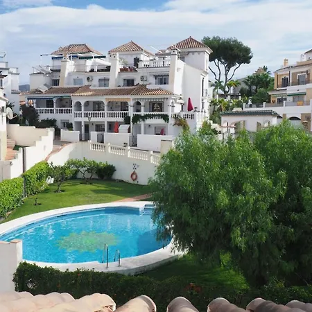 Stylish Private Pool Ideal For Large Family Villa *
