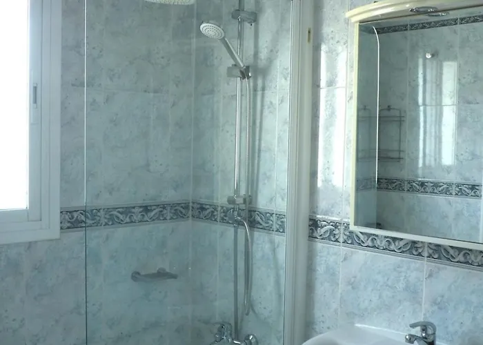 Stylish Private Pool Ideal For Large Family Villa