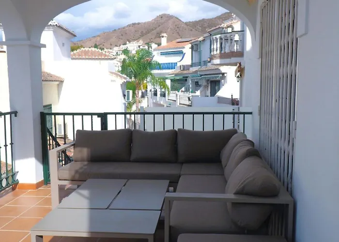 Stylish Private Pool Ideal For Large Family Нерха