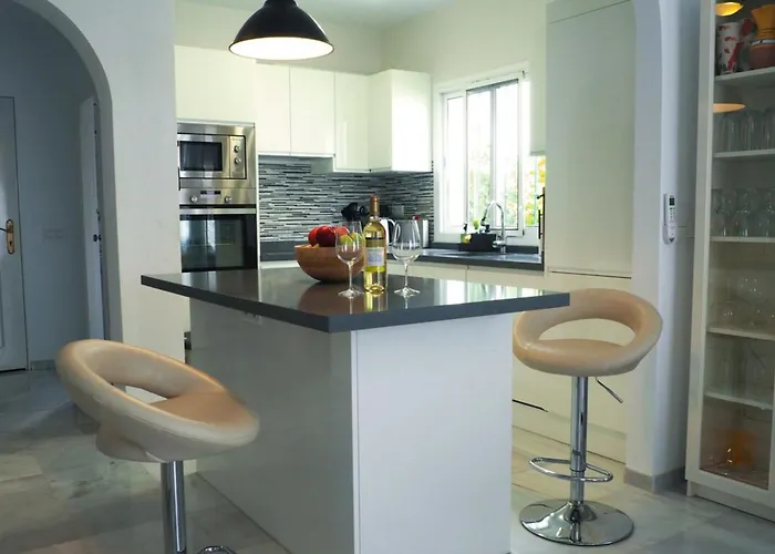 Stylish Private Pool Ideal For Large Family Вилла