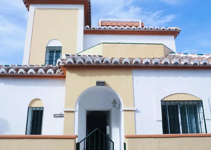 Stylish Private Pool Ideal For Large Family